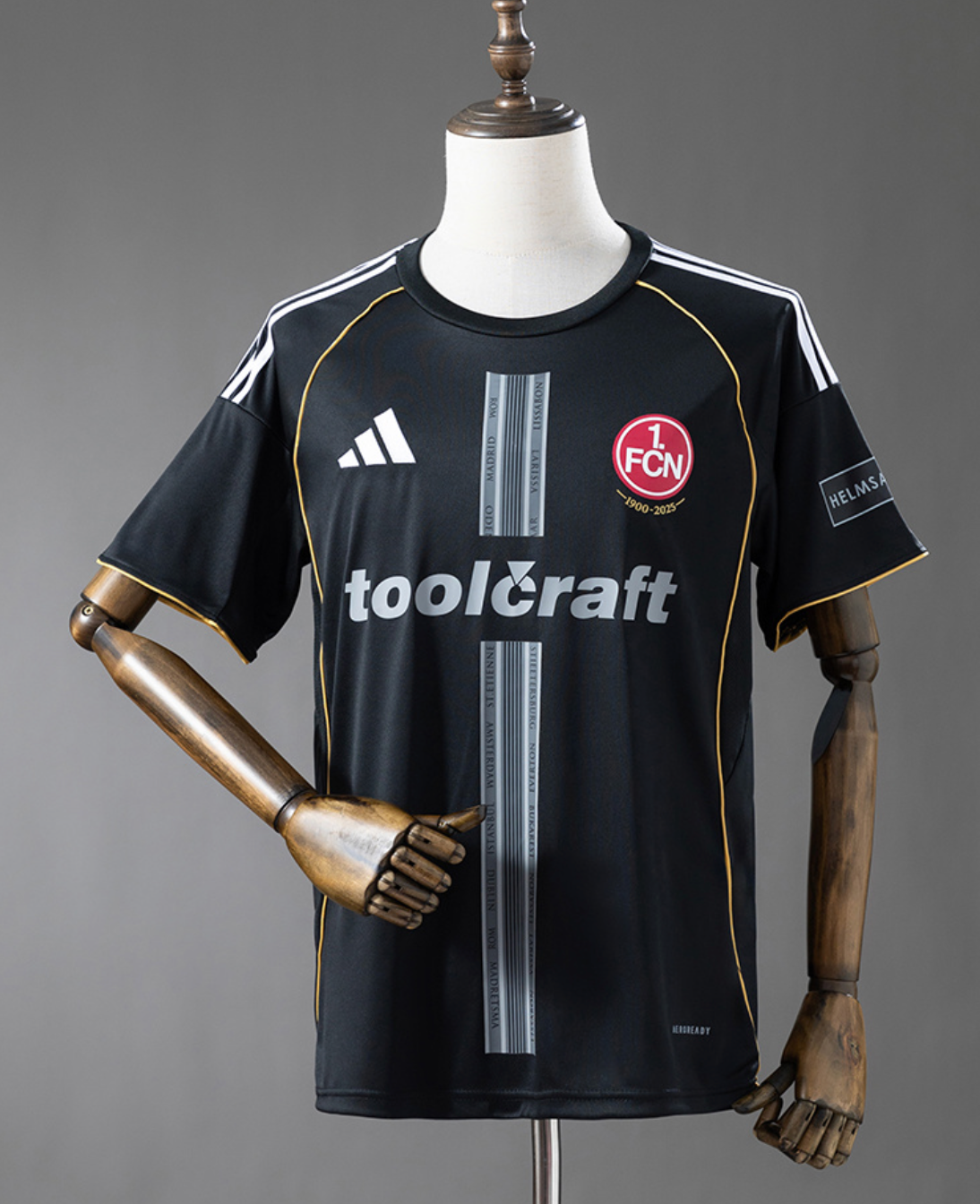 Camiseta Nurnberg FC Local 25/26