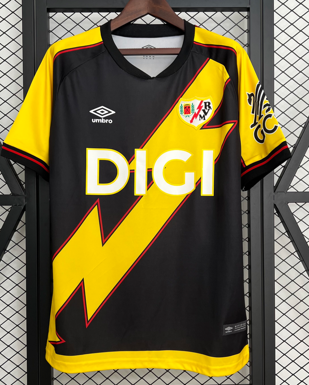 Camiseta Rayo Vallecano Alternativa 25/26