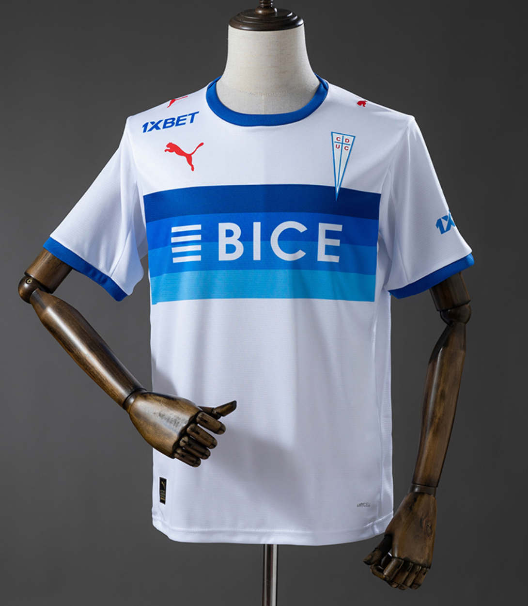 Camiseta Universidad Católica Visitante 26/27